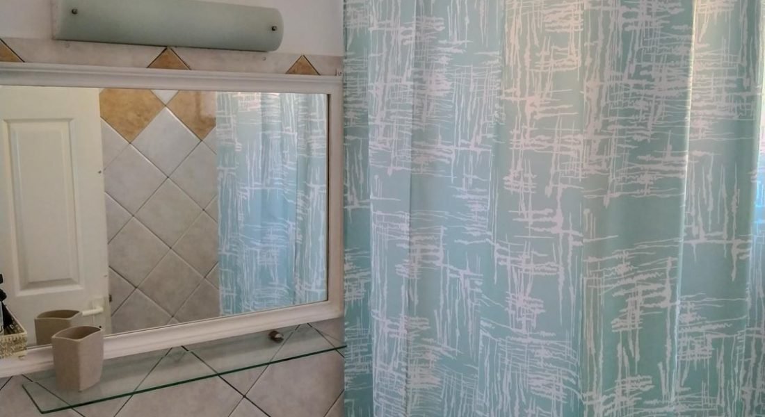 bathroom-1